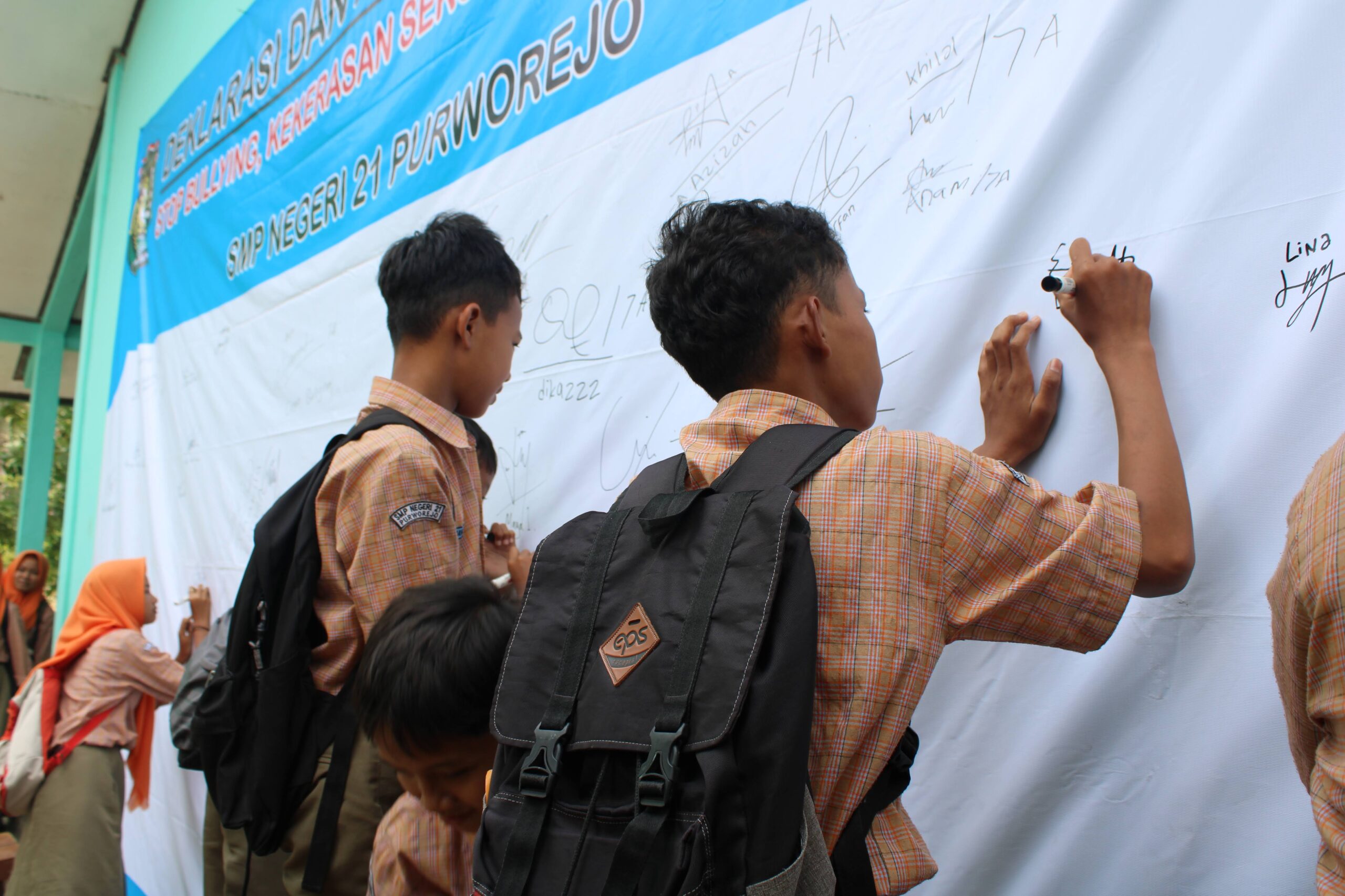 Deklarasi dan Komitmen Bersama Stop Bullying