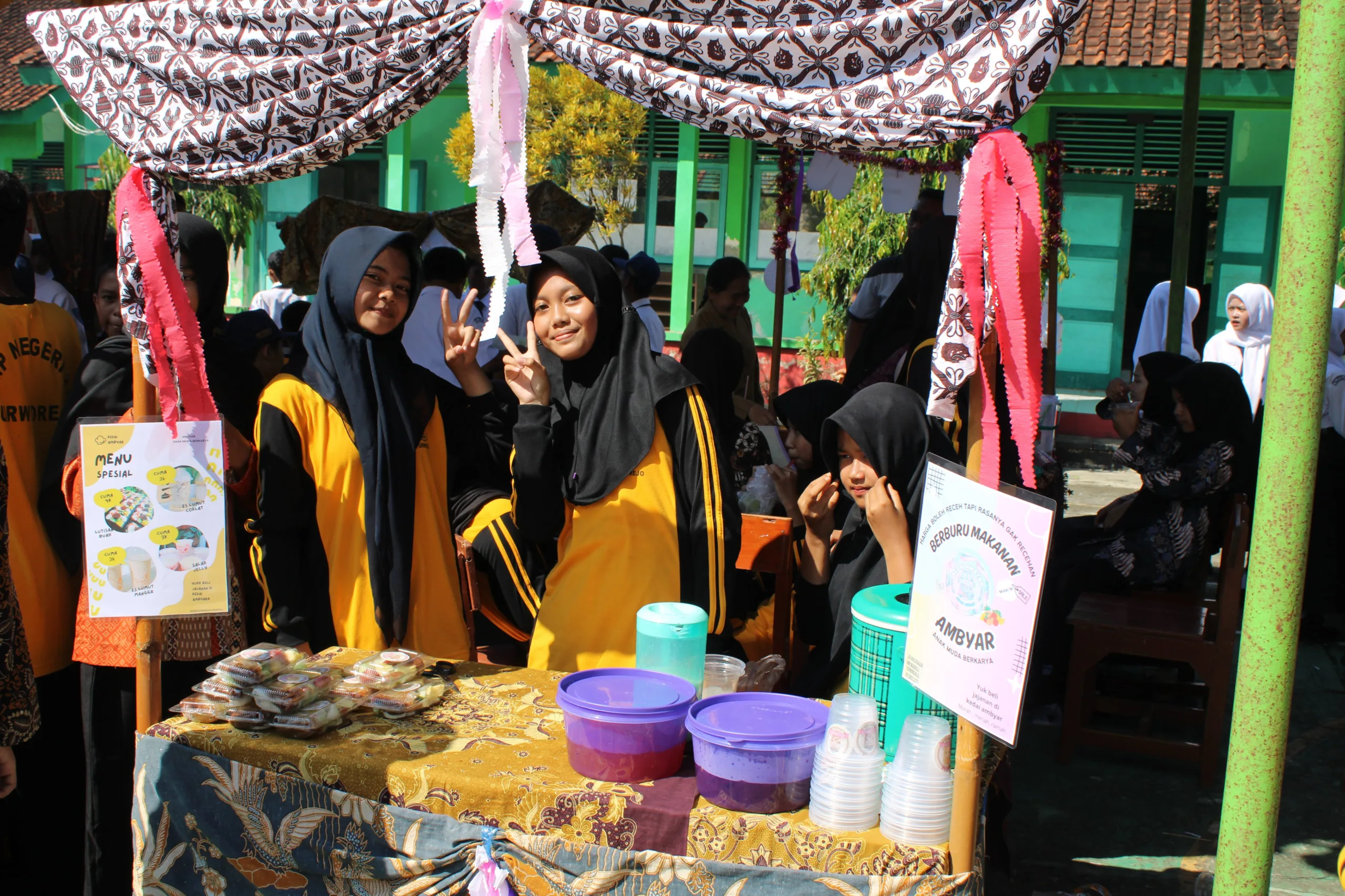 Gelar Karya PjBL SMPN 21 Purworejo: Dari Market Day, Pesona Bruno, hingga Pentas Drama Edukasi